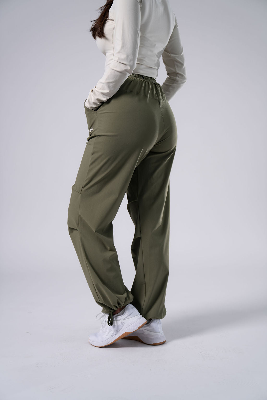 Silhouette Pants