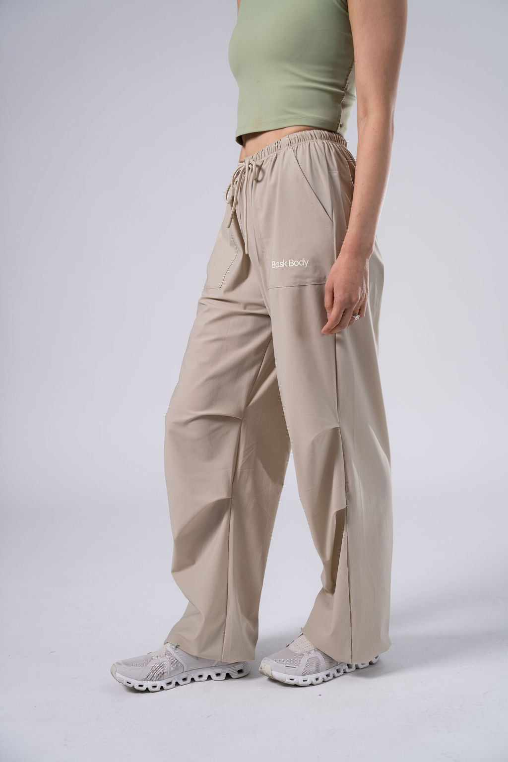 Silhouette Pants
